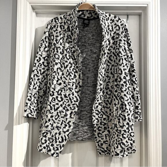 Bobeau Women’s Animal Print Open Front Sweater Size PL - Picture 1 of 9